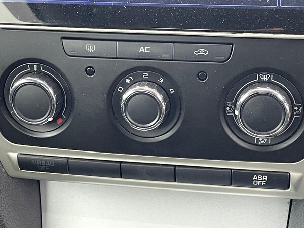 Used Skoda Octavia 2011 for sale - 76270203: Photo 23
