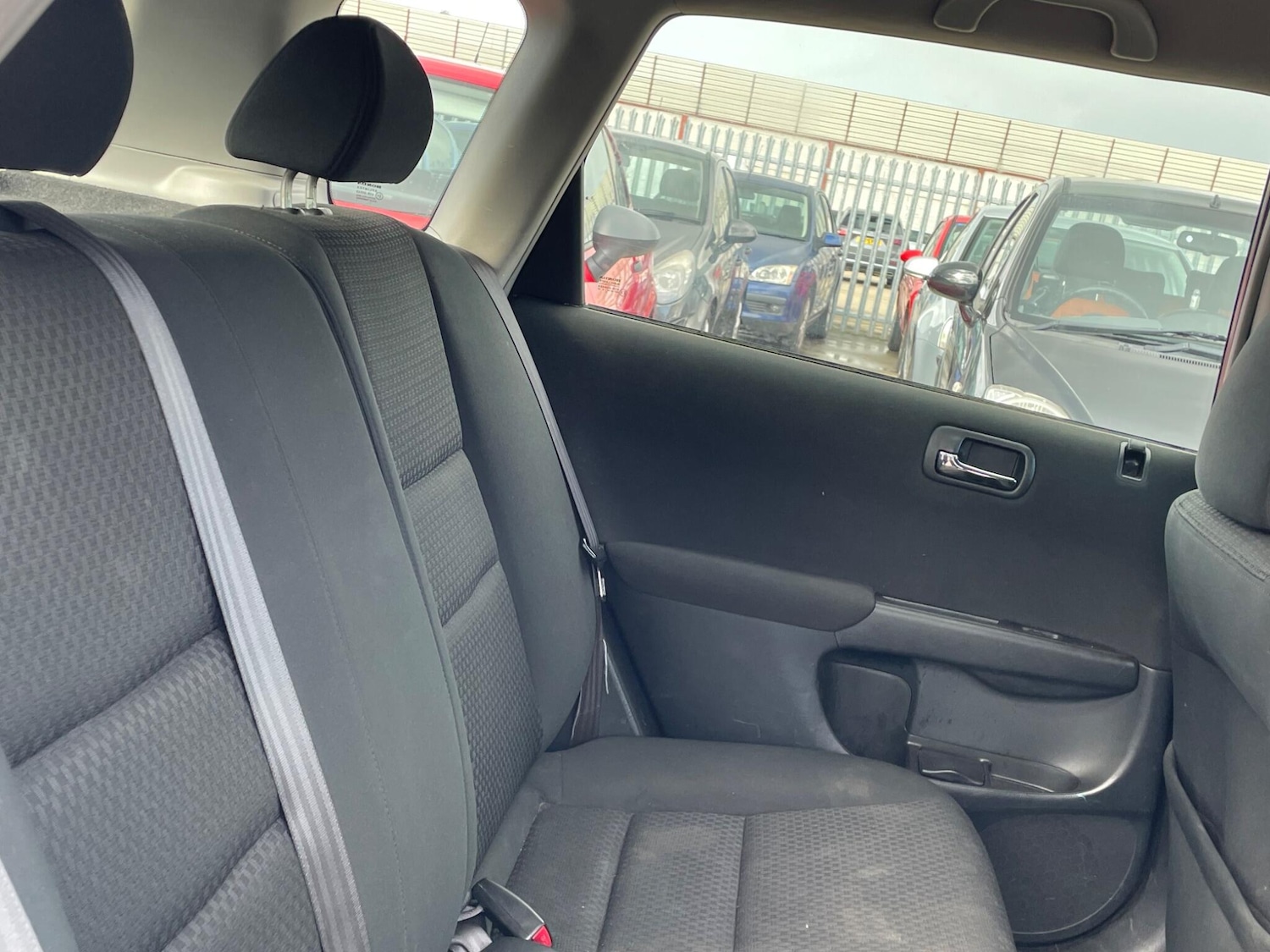 Used Honda Civic 2005 for sale - 75839515: Photo 27