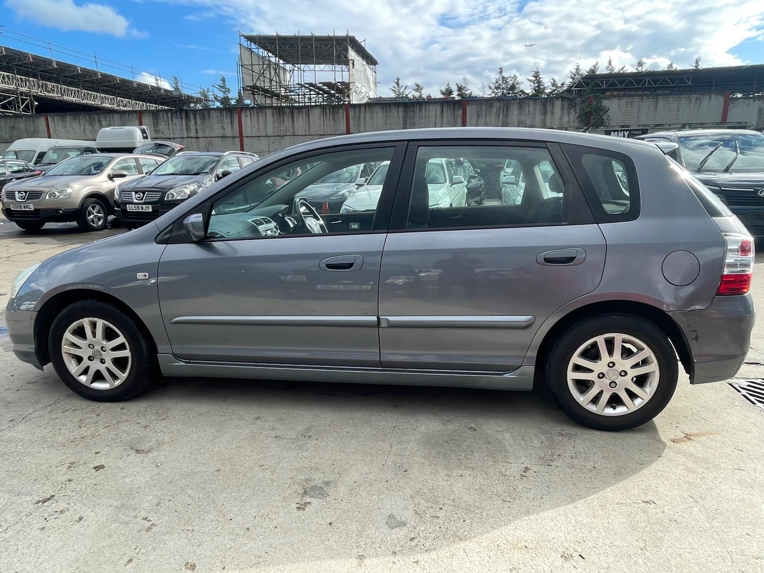 Used Honda Civic 2005 for sale - 75839515: Photo 4