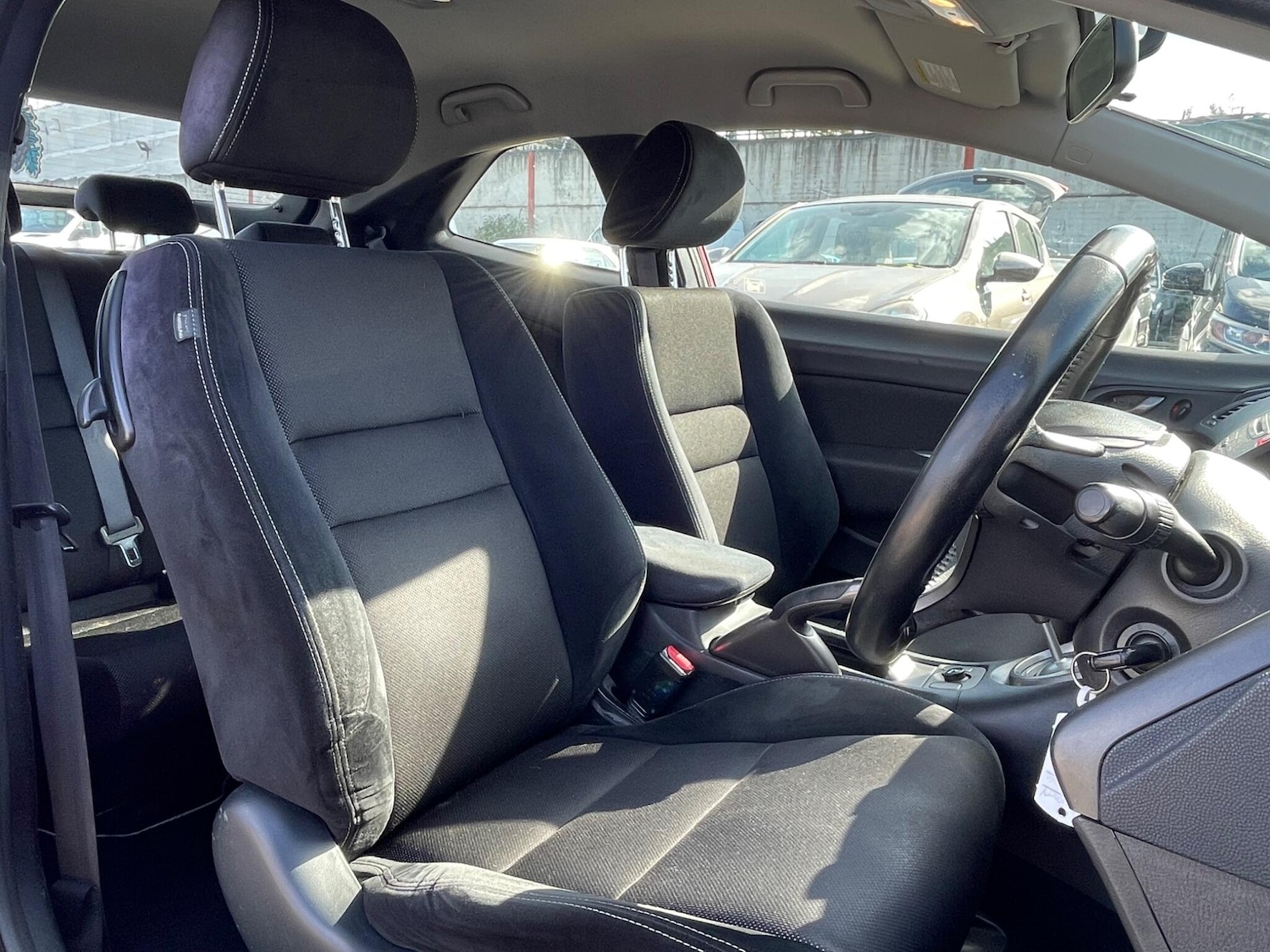 Used Honda Civic 2010 for sale - 76988509: Photo 10