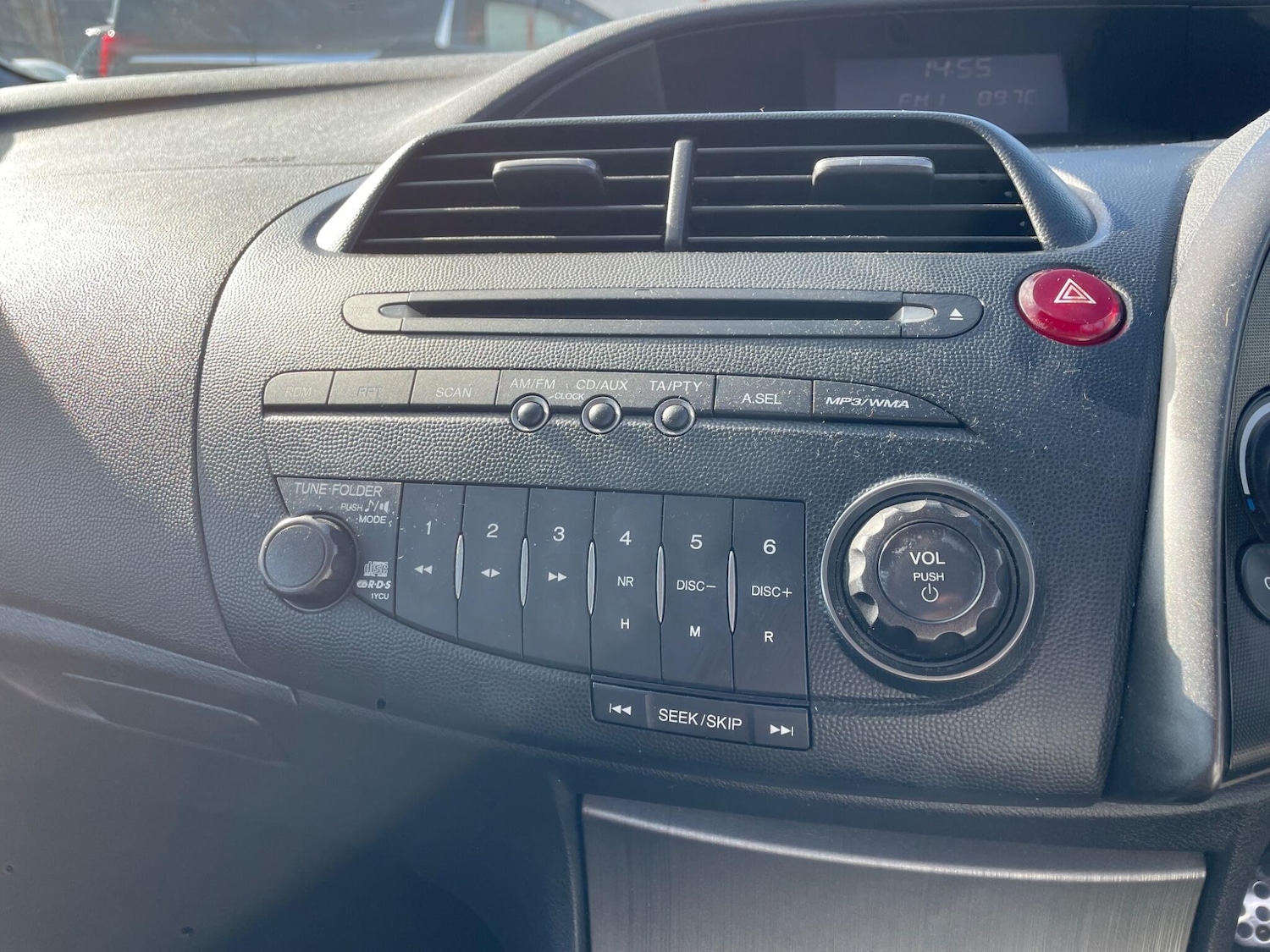 Used Honda Civic 2010 for sale - 76988509: Photo 25