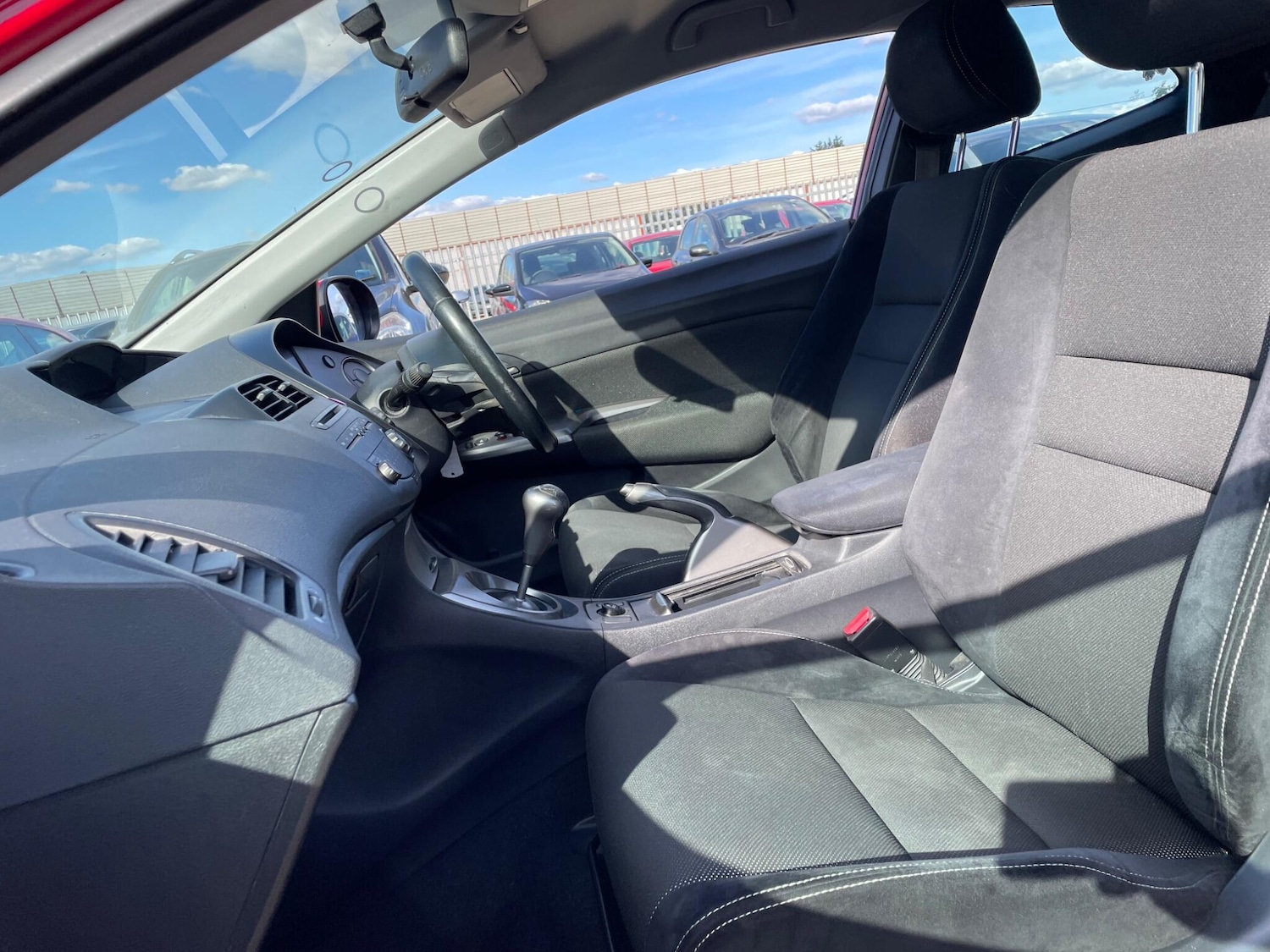 Used Honda Civic 2010 for sale - 76988509: Photo 33