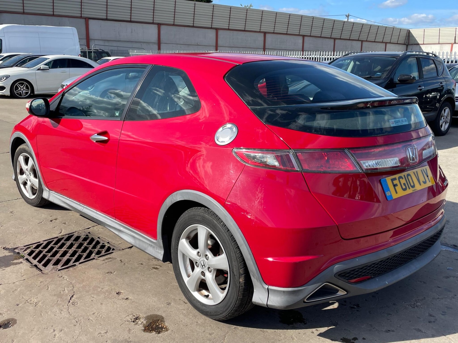 Used Honda Civic 2010 for sale - 76988509: Photo 6