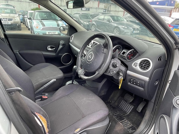 Used Renault Clio 2007 for sale - 75449662: Photo 12