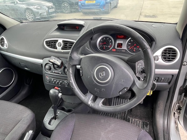 Used Renault Clio 2007 for sale - 75449662: Photo 14