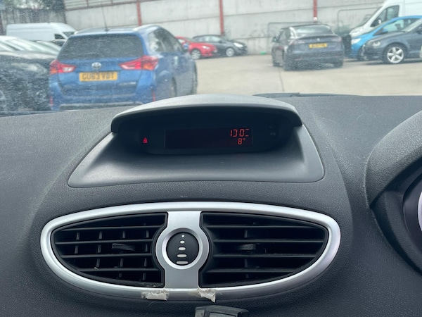 Used Renault Clio 2007 for sale - 75449662: Photo 23