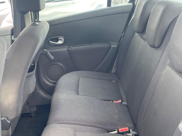 Used Renault Clio 2007 for sale - 75449662: Photo 28