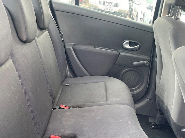 Used Renault Clio 2007 for sale - 75449662: Photo 29