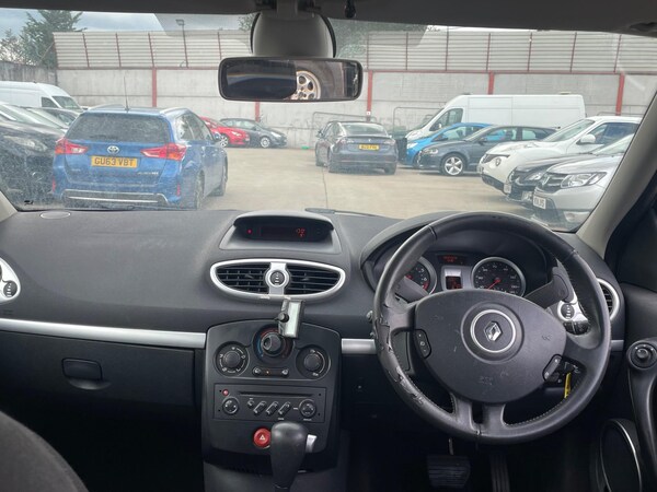 Used Renault Clio 2007 for sale - 75449662: Photo 31