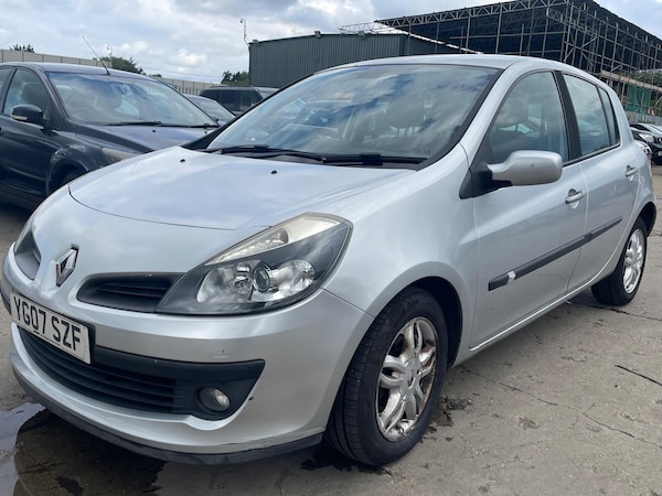 Used Renault Clio 2007 for sale - 75449662: Photo 3
