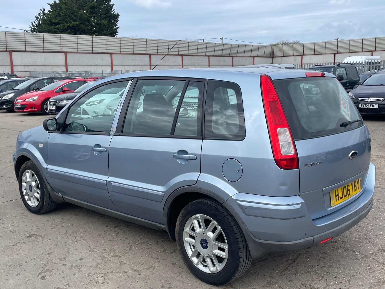 Used Ford Fusion 2006 for sale - 78063020: Photo 6