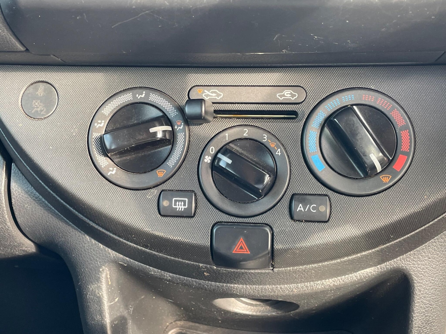 Used Nissan Note 2009 for sale - 76138011: Photo 18