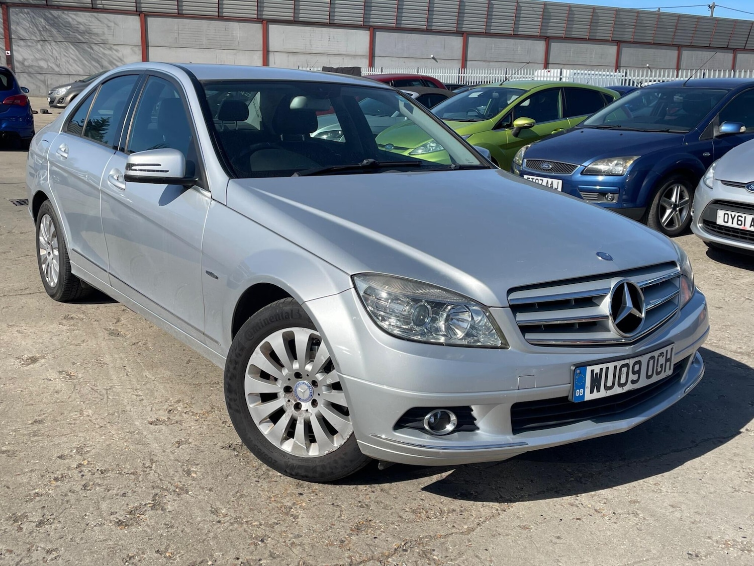 Used Mercedes-Benz C Class 2009 for sale - 77978052: Photo 1