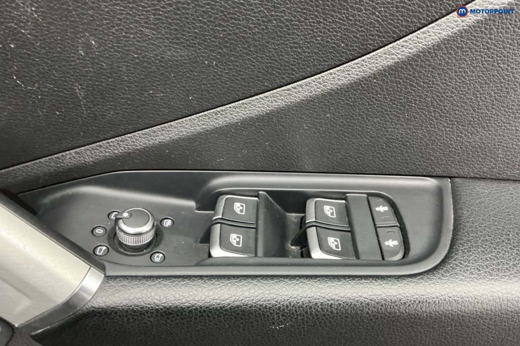 Used Audi Q2 2020 for sale - 77071729: Photo 32