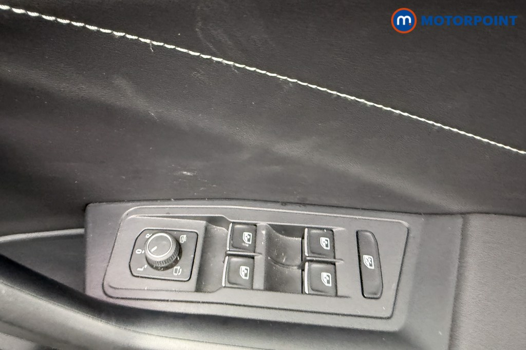 Used Volkswagen T-Roc 2022 for sale - 77620216: Photo 18