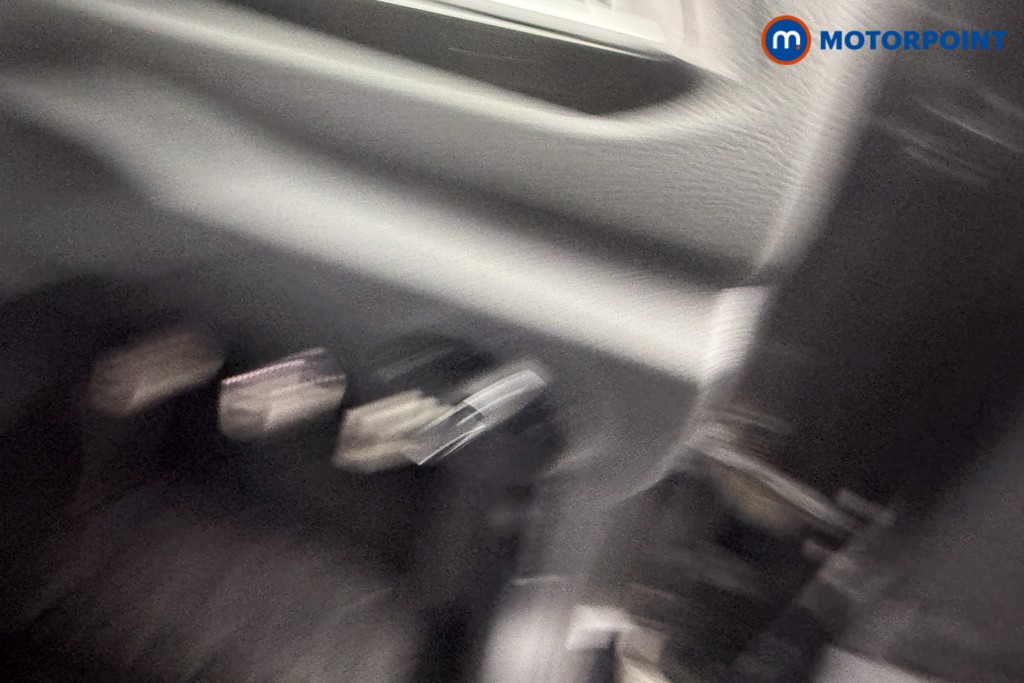 Used Volkswagen T-Roc 2022 for sale - 77620216: Photo 20