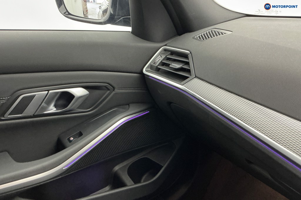 Used BMW 3 Series 2021 for sale - 76394538: Photo 24