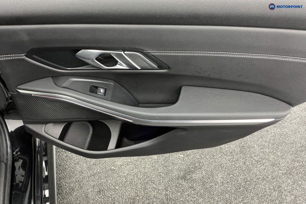 Used BMW 3 Series 2021 for sale - 76394538: Photo 30