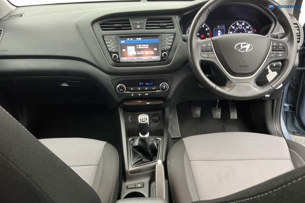 Used Hyundai i20 2017 for sale - 76405368: Photo 19