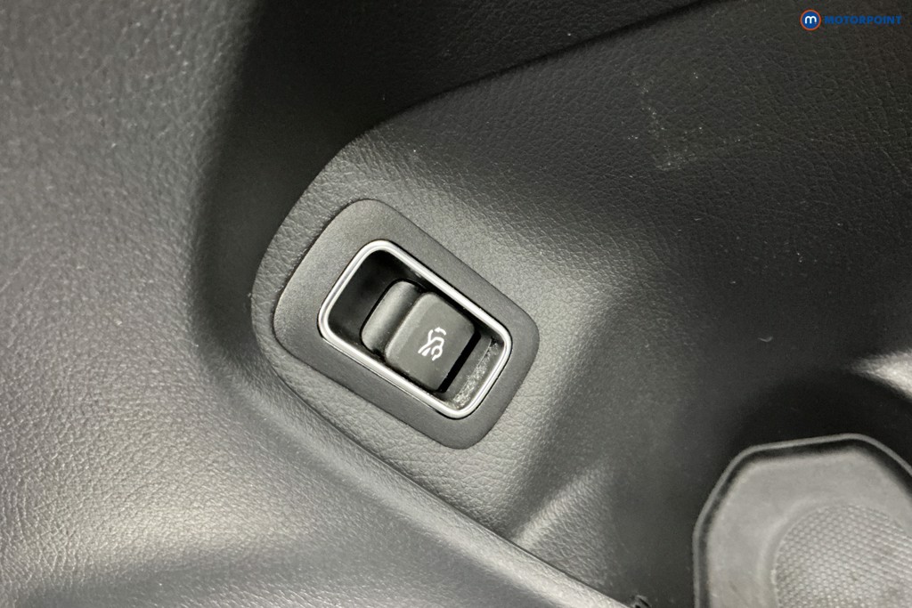 Used Mercedes-Benz CLA 2022 for sale - 77989219: Photo 38