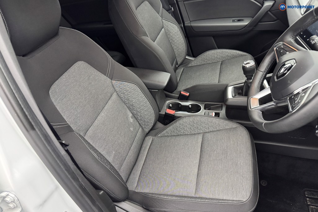 Used Renault Captur 2023 for sale - 76056352: Photo 13
