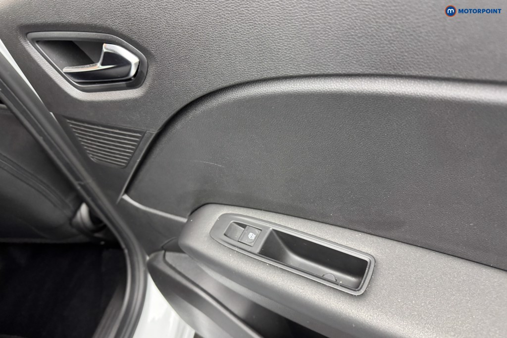 Used Renault Captur 2023 for sale - 76056352: Photo 34