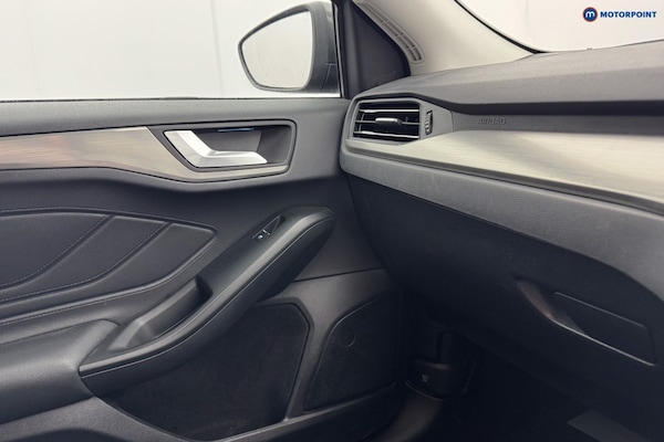 Used Ford Focus 2019 for sale - 76209700: Photo 25