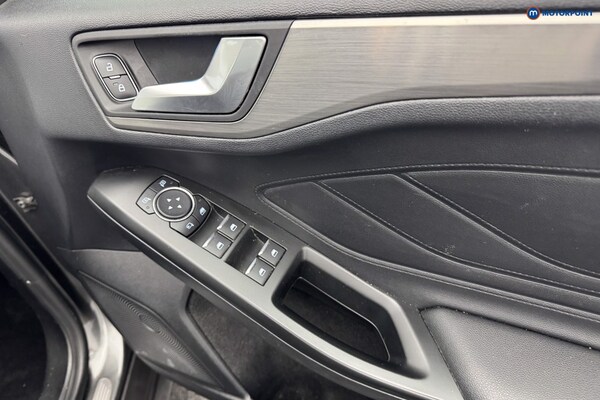 Used Ford Focus 2019 for sale - 76209700: Photo 30