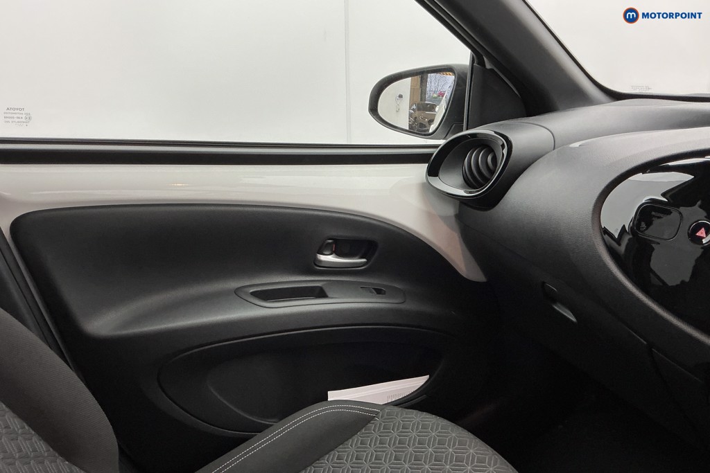 Used Toyota Aygo X for sale - 77033944: Photo 25