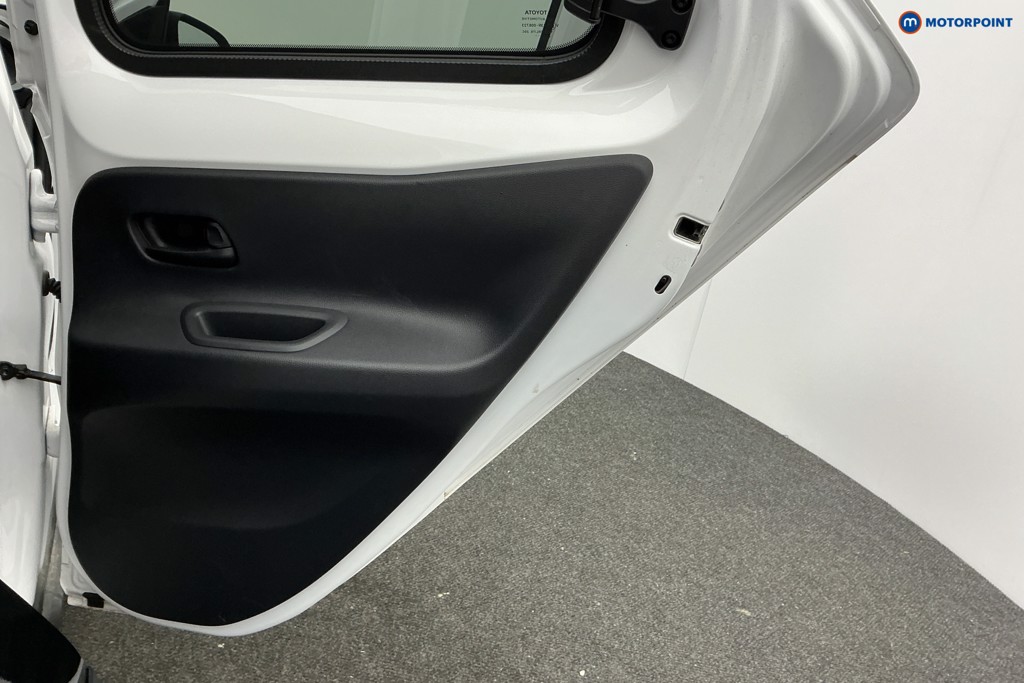 Used Toyota Aygo X for sale - 77033944: Photo 31