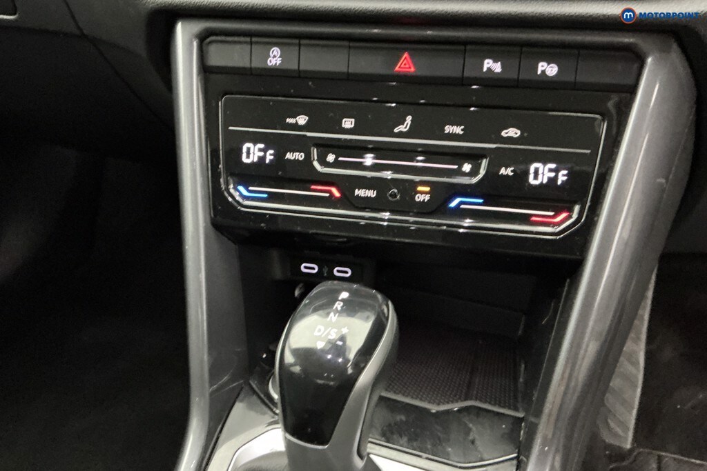 Used Volkswagen T-Roc for sale - 78176892: Photo 27