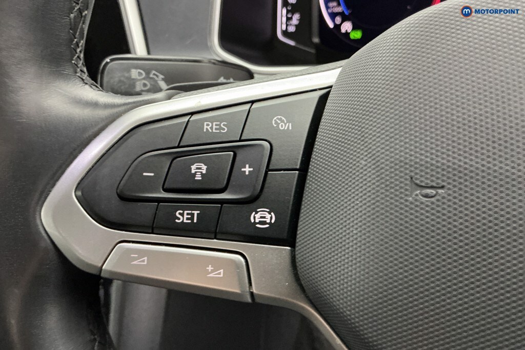 Used Volkswagen T-Roc for sale - 78176892: Photo 30