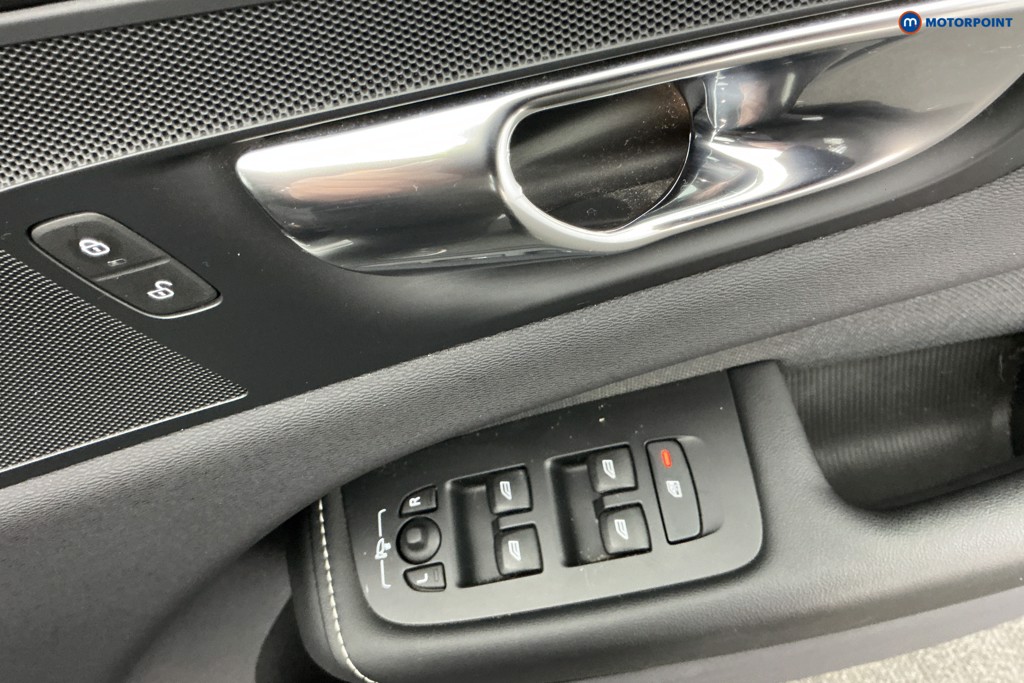 Used Volvo XC60 2021 for sale - 76394676: Photo 28