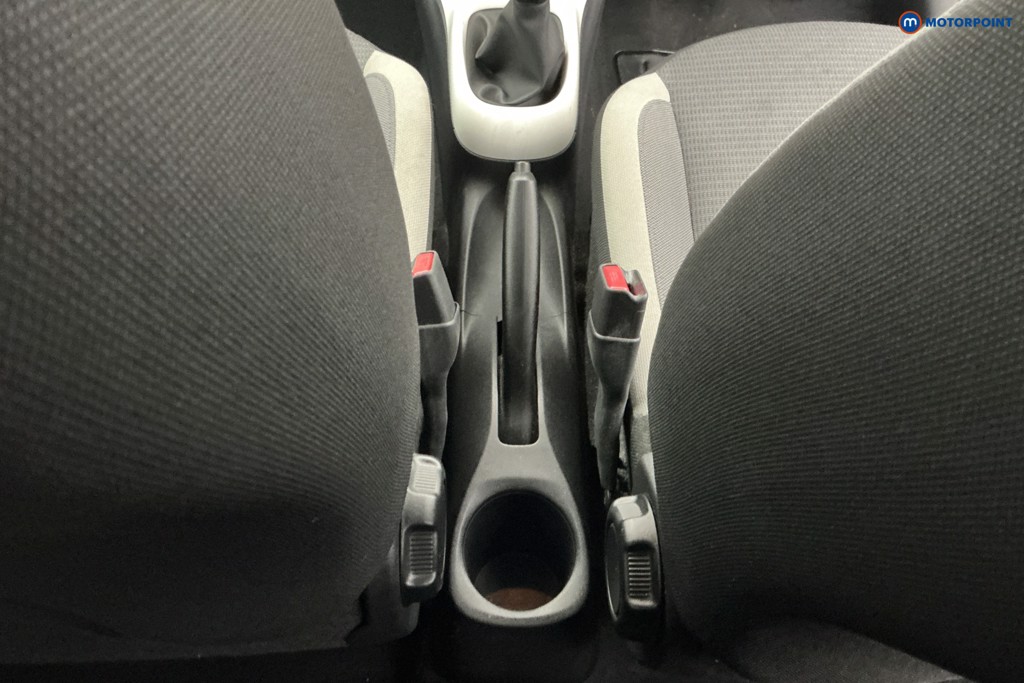 Used Toyota AYGO 2021 for sale - 76685132: Photo 18