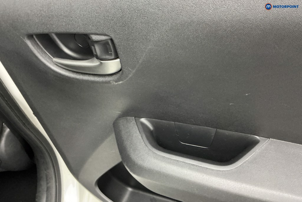 Used Toyota AYGO 2021 for sale - 76685132: Photo 30