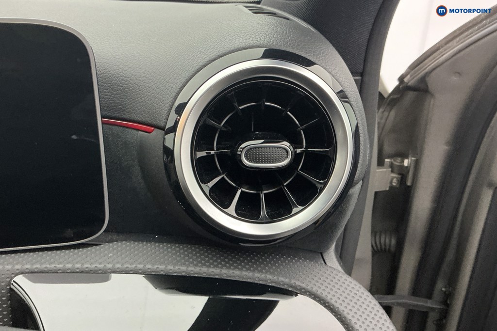 Used Mercedes-Benz A-Class 2020 for sale - 76628358: Photo 27