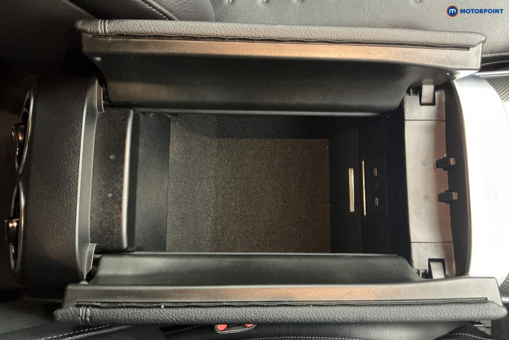 Used Mercedes-Benz C Class 2022 for sale - 76565775: Photo 15