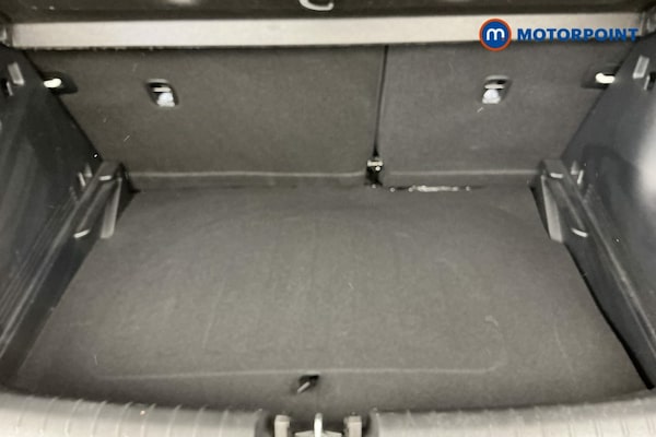 Used Kia Stonic 2022 for sale - 76092283: Photo 11
