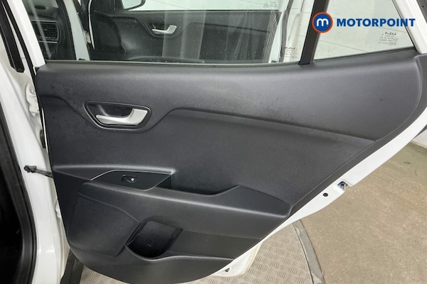 Used Kia Stonic 2022 for sale - 76092283: Photo 24