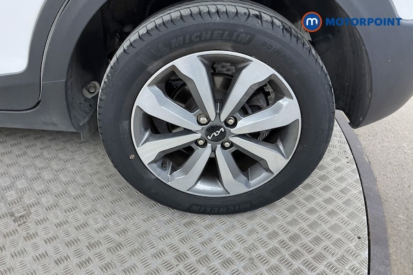 Used Kia Stonic 2022 for sale - 76092283: Photo 29