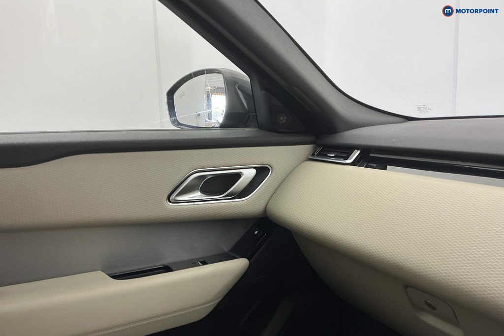 Used Land Rover Range Rover Velar 2023 for sale - 77935295: Photo 33