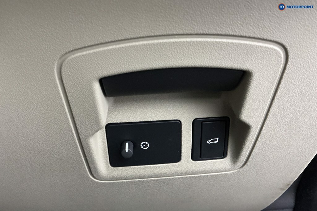 Used Land Rover Range Rover Velar 2023 for sale - 77935295: Photo 36