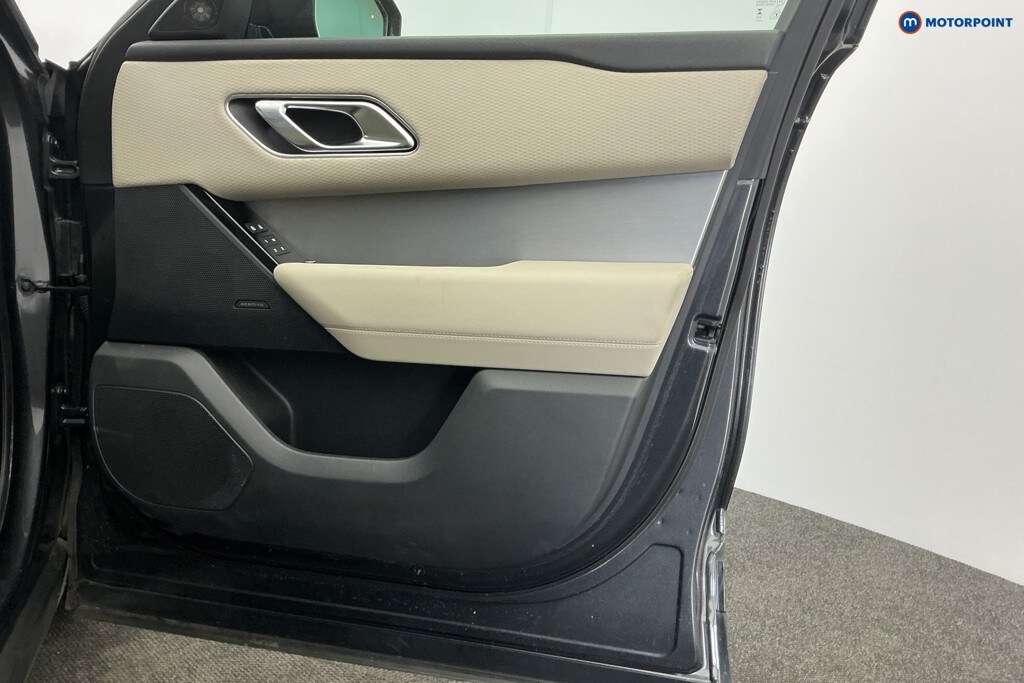 Used Land Rover Range Rover Velar 2023 for sale - 77935295: Photo 38