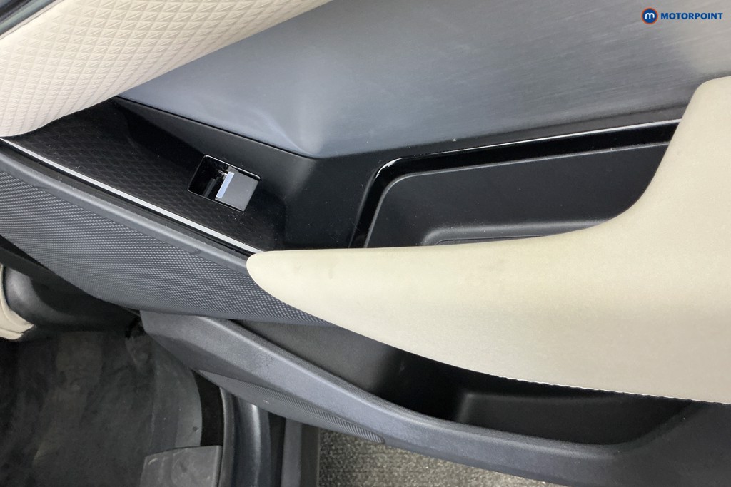 Used Land Rover Range Rover Velar 2023 for sale - 77935295: Photo 41