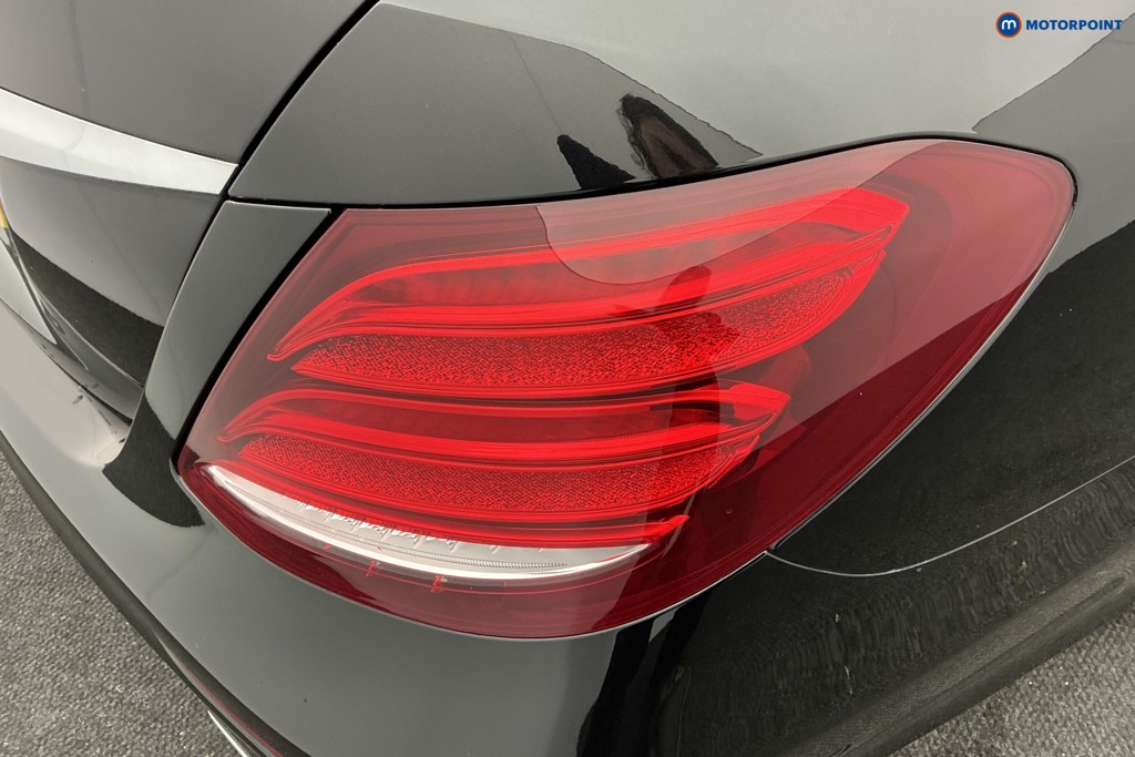 Used Mercedes-Benz E Class 2018 for sale - 76782623: Photo 38