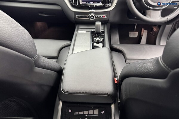 Used Volvo XC60 2022 for sale - 76157549: Photo 19