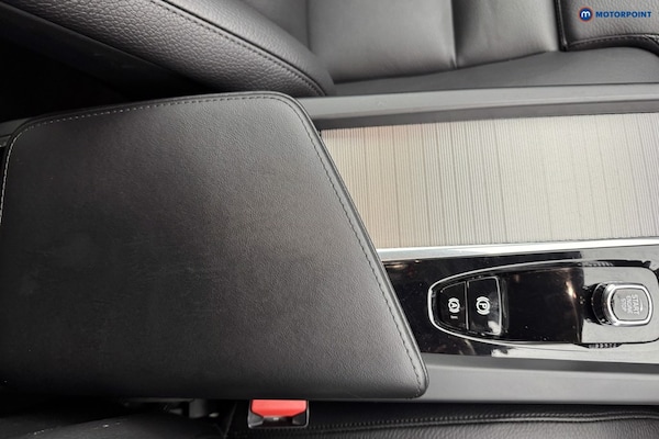 Used Volvo XC60 2022 for sale - 76157549: Photo 21