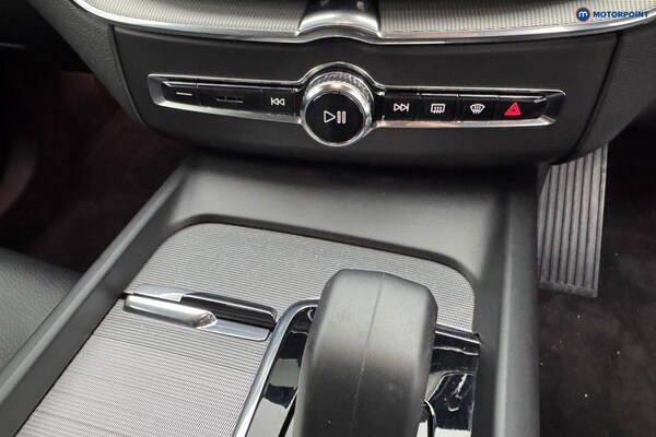 Used Volvo XC60 2022 for sale - 76157549: Photo 23