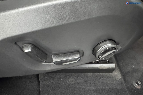 Used Volvo XC60 2022 for sale - 76157549: Photo 28