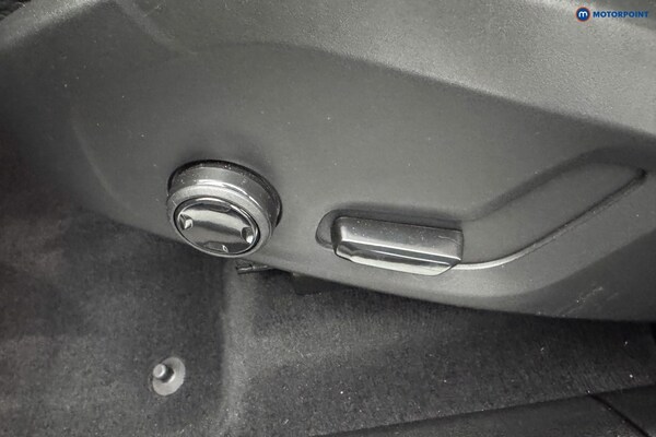 Used Volvo XC60 2022 for sale - 76157549: Photo 29